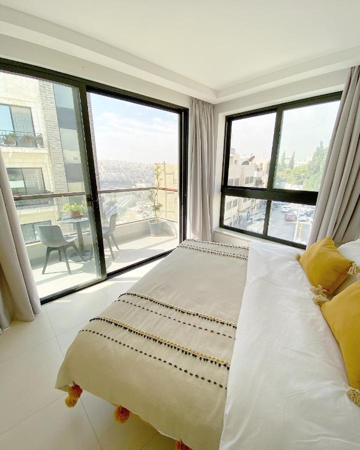 Nu Fifty Two Bed & Breakfast Amman Ngoại thất bức ảnh